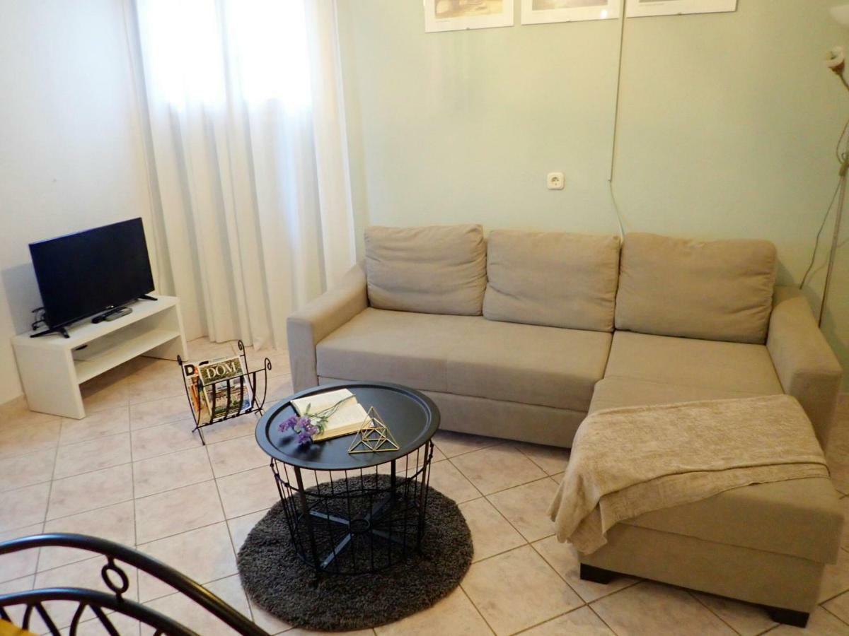 Apartments Marija Karlobag Luaran gambar