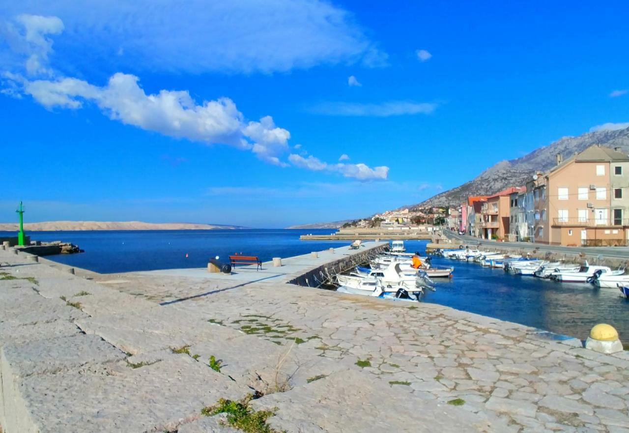 Apartments Marija Karlobag Luaran gambar